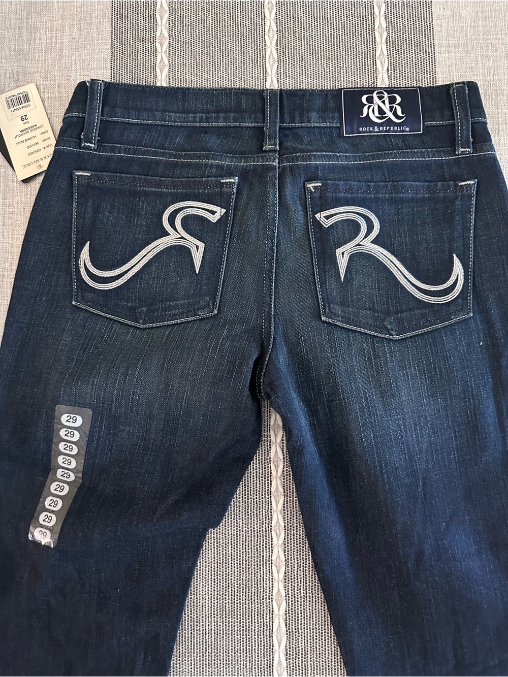 Rock & Republic Dark Wash Low Rise Boot Cut Jeans Size 29